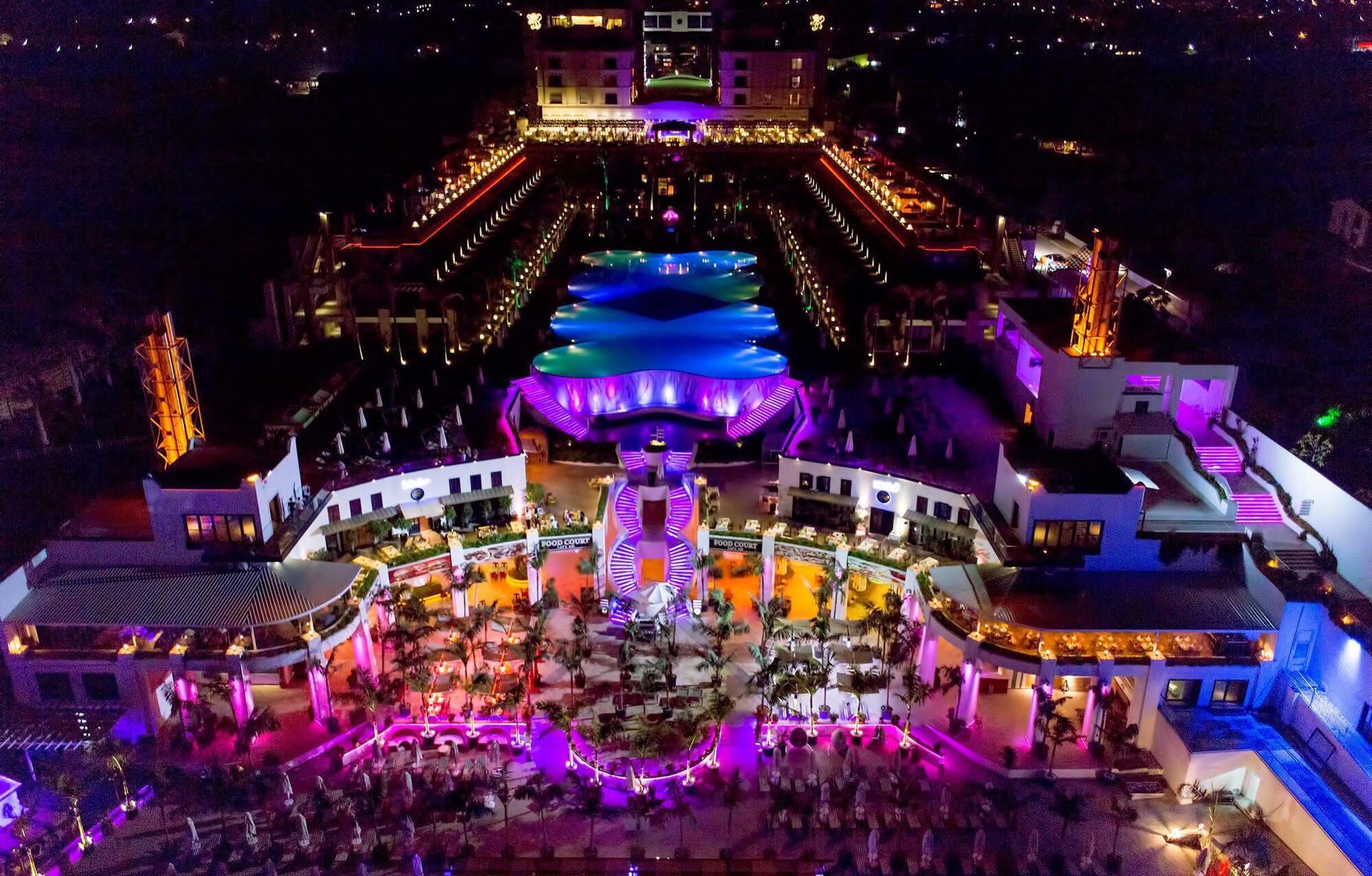 Cratos Premium Hotel, Casino, Port & Spa Kazaphani Экстерьер фото